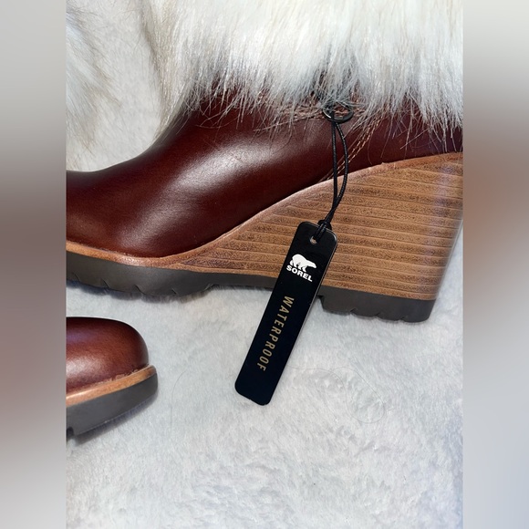 Sorel Park City Short Wedge Boots Fur Trim Sz 5.5 NEW - Picture 3 of 11